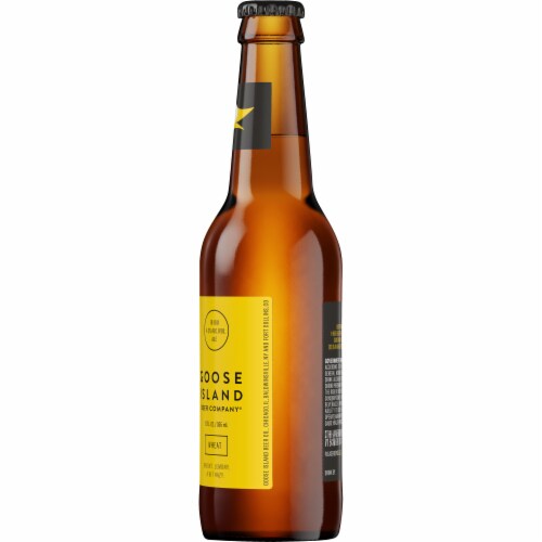 Goose Island 312 Urban Wheat Ale Beer Perspective: right