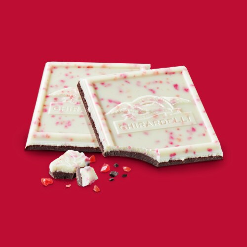 Ghirardelli® Holiday Peppermint Bark Chocolate Candy Bar Perspective: right