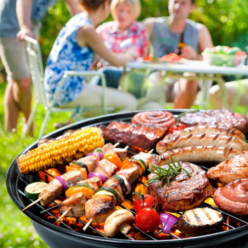 18 Kettle Charcoal Grill Perspective: right