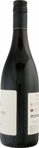 MacRostie Pinot Noir Perspective: right