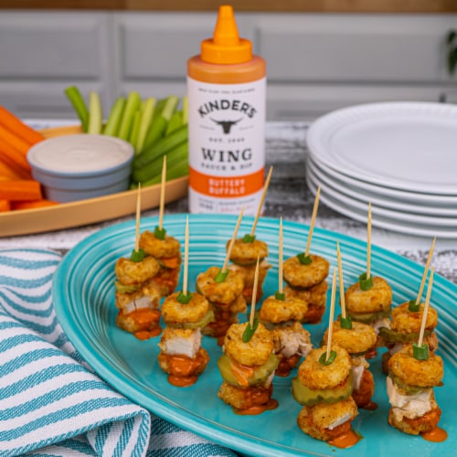 Kinder's® Buttery Buffalo Wing Sauce Perspective: right