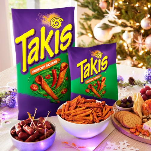 Takis® Crunchy Fajitas Chips Perspective: right