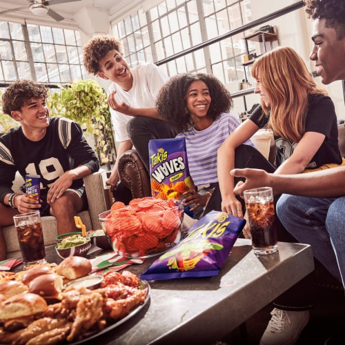 Takis® Waves  Fuego Hot Chili Pepper and Lime Wavy Potato Chips Perspective: right