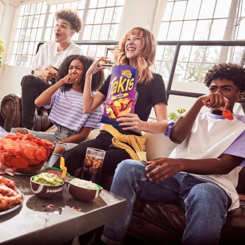 Takis Fuego Hot Chili Pepper & Lime Rolled Tortilla Chips Perspective: right