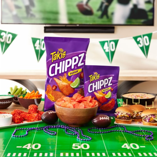 Takis Fuego Chippz Hot Chili Pepper & Lime Thin-Cut Potato Chips Perspective: right