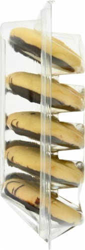 Lilly's Brooklyn Black and White Cookies Perspective: right