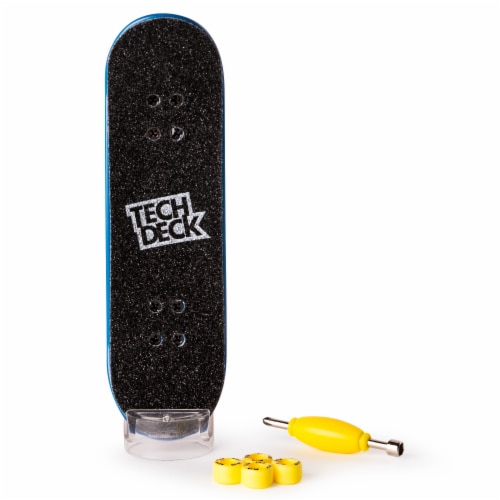 Tech Deck™ Toy Machine Series 4 Fingerboard Perspective: right