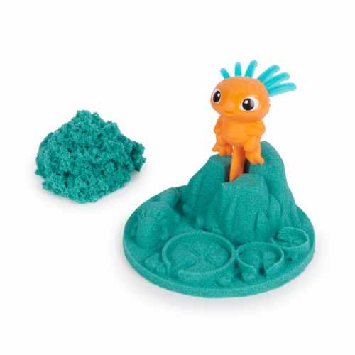 Kinetic Sand™ Surprise Wild Critters™ Play Sand Perspective: right