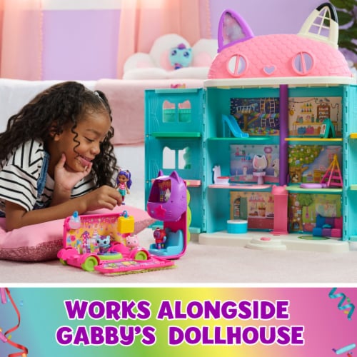 Gabby's Dollhouse Celebration Party Bus Playset Perspective: right