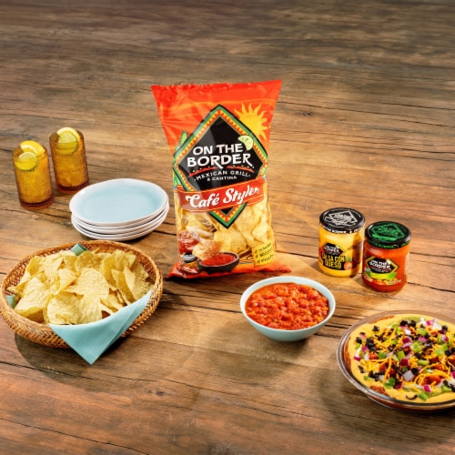 On the Border Café Style Tortilla Chips Perspective: right