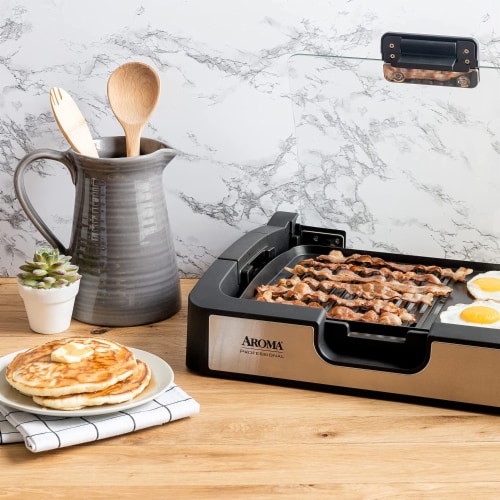 Aroma Housewares AHG-2620 Smokeless Indoor Use Electric, Compact and Portable Grill Grate an Perspective: right