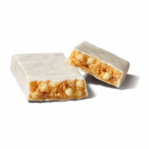 ONE Maple Glazed Doughnut Flavored Protein Bars Perspective: right