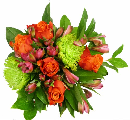 The Queen's Flowers Masterpiece Rose Bouquet Perspective: right