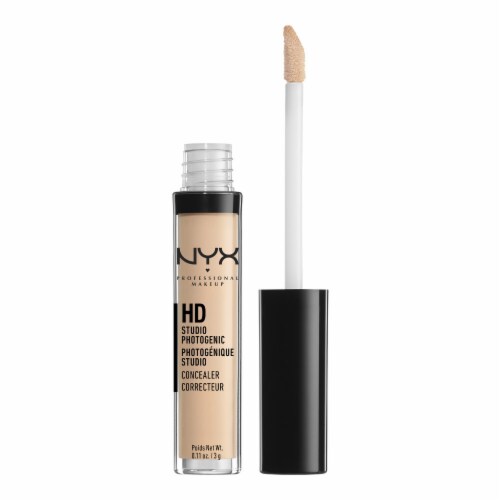NYX Professional Makeup HD Studio Photogenic Concealer 3 Light Perspective: right