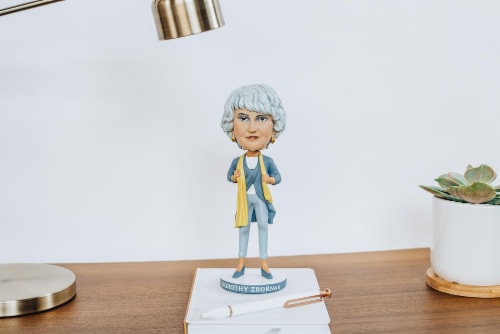 The Golden Girls 8 Inch Resin Bobblehead | Dorothy Zbornak Perspective: right