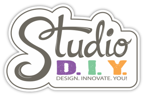 Sunny Days Studio DIY Scratch & Sketch Art Kit Perspective: right