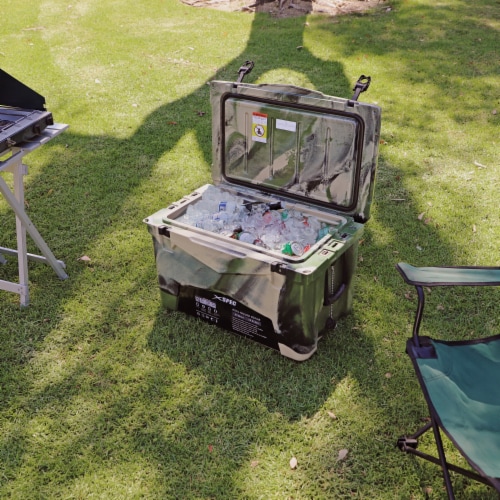 Xspec 60 Quart Roto Molded High Performance Ice Chest Outdoor Cooler, Camouflage Perspective: right