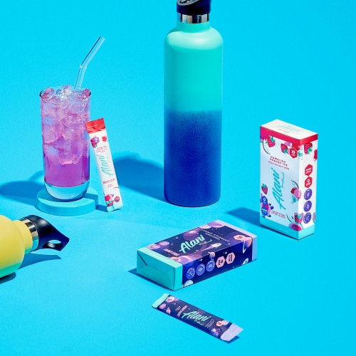 Alani Nu Hawaiian Shaved Ice Energy Drink Mix Packets Perspective: right
