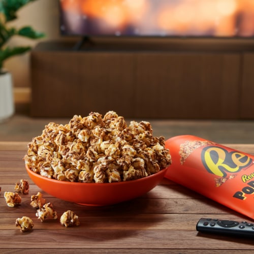 Reese's Chocolate Drizzled Popcorn Perspective: right