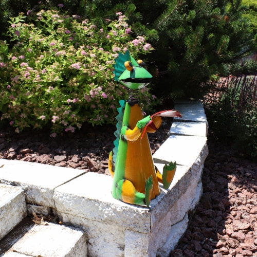 Outdoor Metal Tree Bottle Art for Home Lawn