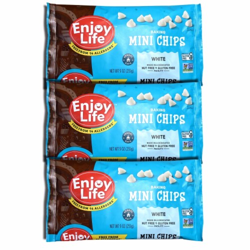 Tribeca Curations | White Chocolate Mini Baking Chips, Allergen Free, School Approved | 9 Oun Perspective: right