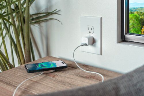 Nimble® Wall Charger Perspective: right