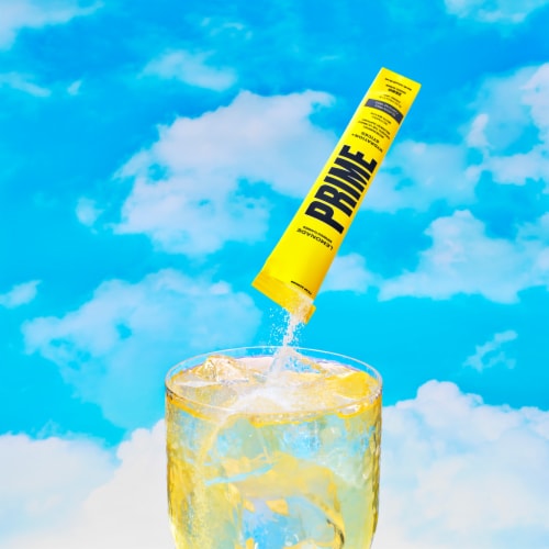 Prime Hydration Lemonade Electrolyte Drink Mix Packets Perspective: right