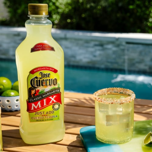 Jose Cuervo® Classic Margarita Mix Perspective: right