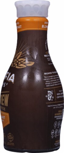 Califia Farms® Blonde Roast Cold Brew Black Coffee Perspective: right