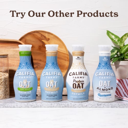 Califia Farms® Dairy Free Extra Creamy Oat Milk Perspective: right