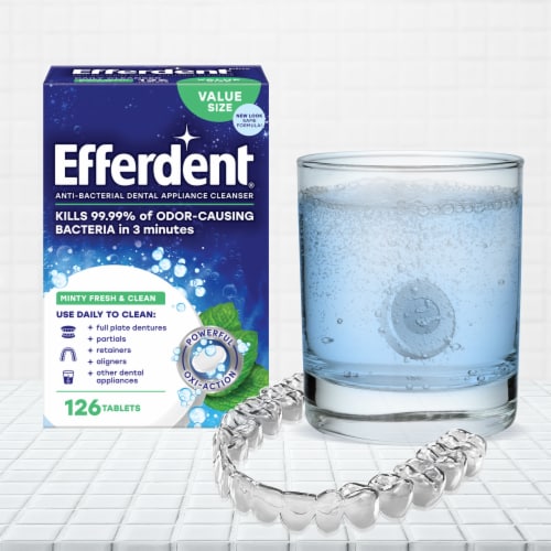 Efferdent Fresh & Clean Minty Fresh Denture & Retainer Cleanser Tablets Perspective: right