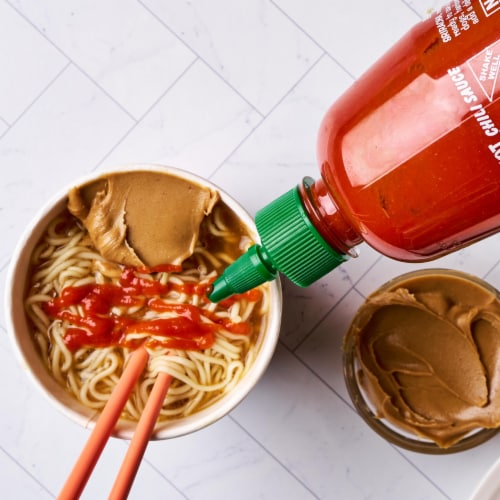 Snapdragon Miso Ramen Instant Noodle Soup - 2.2 oz Perspective: right