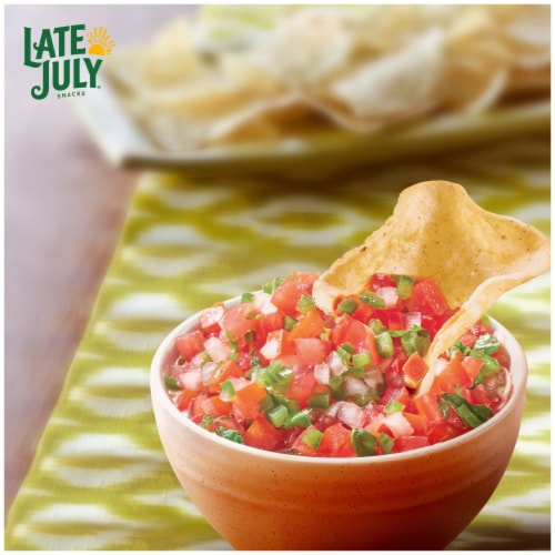 Late July Snacks Dippers Organic White Corn Tortilla Chips Perspective: right