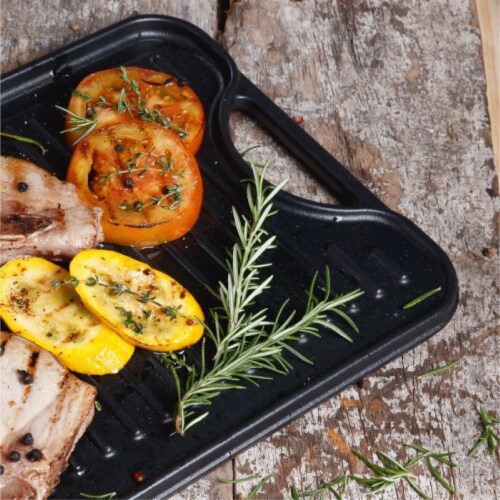 Victoria Cast Iron Rectangular Reversible Griddle Perspective: right