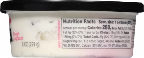 Noosa® Strawberry Banana Yogurt Perspective: right
