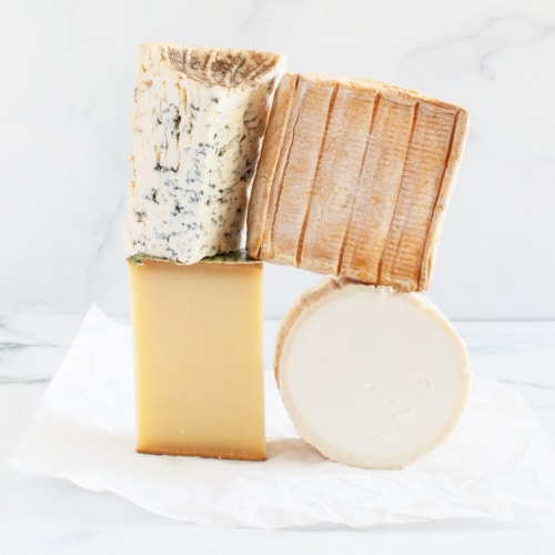 French Cheeses for the Connoisseur Assortment (30.5 ounce) Perspective: right