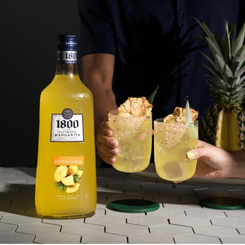 1800 The Ultimate Margarita Pineapple Prepared Cocktails Ready To Serve Perspective: right