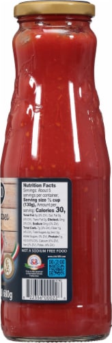 Cirio Chunky Style Sieved Tomatoes Perspective: right