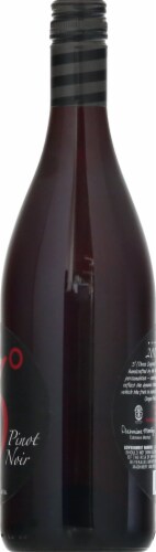 Maysara Three Degrees Pinot Noir Perspective: right