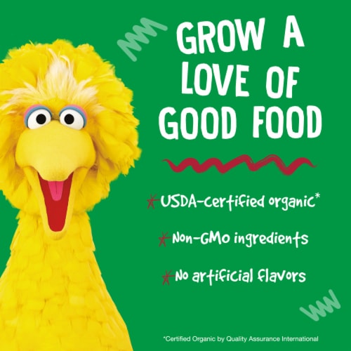 Earth's Best® Organic Sea Salt Veggie Straws Snacks Perspective: right
