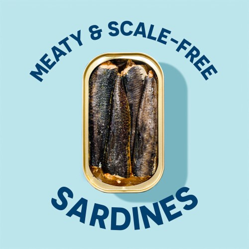Wild Planet Wild Sardines in Water No Salt Added, 4.4 oz Perspective: right
