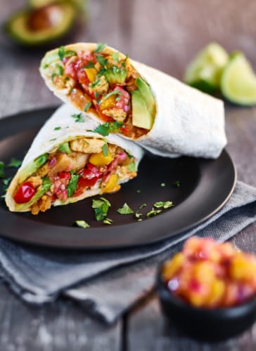 Quorn™ Meatless Diced Chiqin Pieces Perspective: right