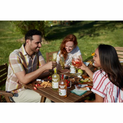 Absolut Juice Strawberry Edition Specialty Vodka Perspective: right