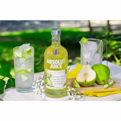 Absolut Juice Pear & Elderflower Edition Vodka Perspective: right