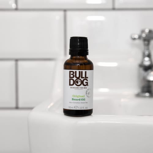 Bulldog Skincare and Grooming Original Beard Oil Perspective: right