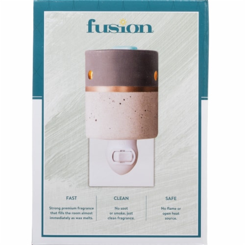 Fusion™ Accent Wax Warmer Kiki Perspective: right