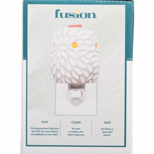 Fusion™ Accent Wax Warmer Kristy Perspective: right