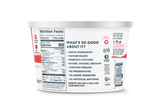 Good Culture® Organic Sour Cream Perspective: right