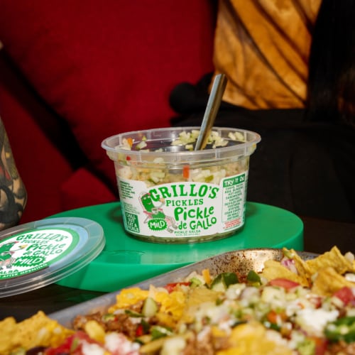 Grillo's® Fresh Mild Pickle de Gallo™ Pickle-Based Salsa Perspective: right