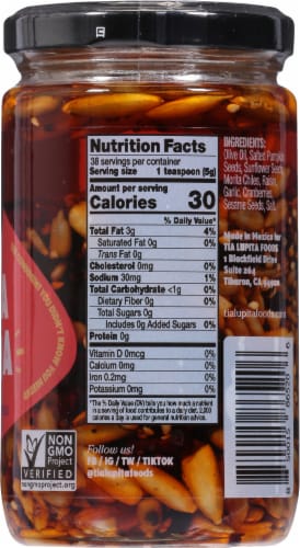 Tia Lupita® Chili Cranberry & Pepitas Salsa Macha Perspective: right